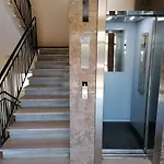 Viale Barozzi 118