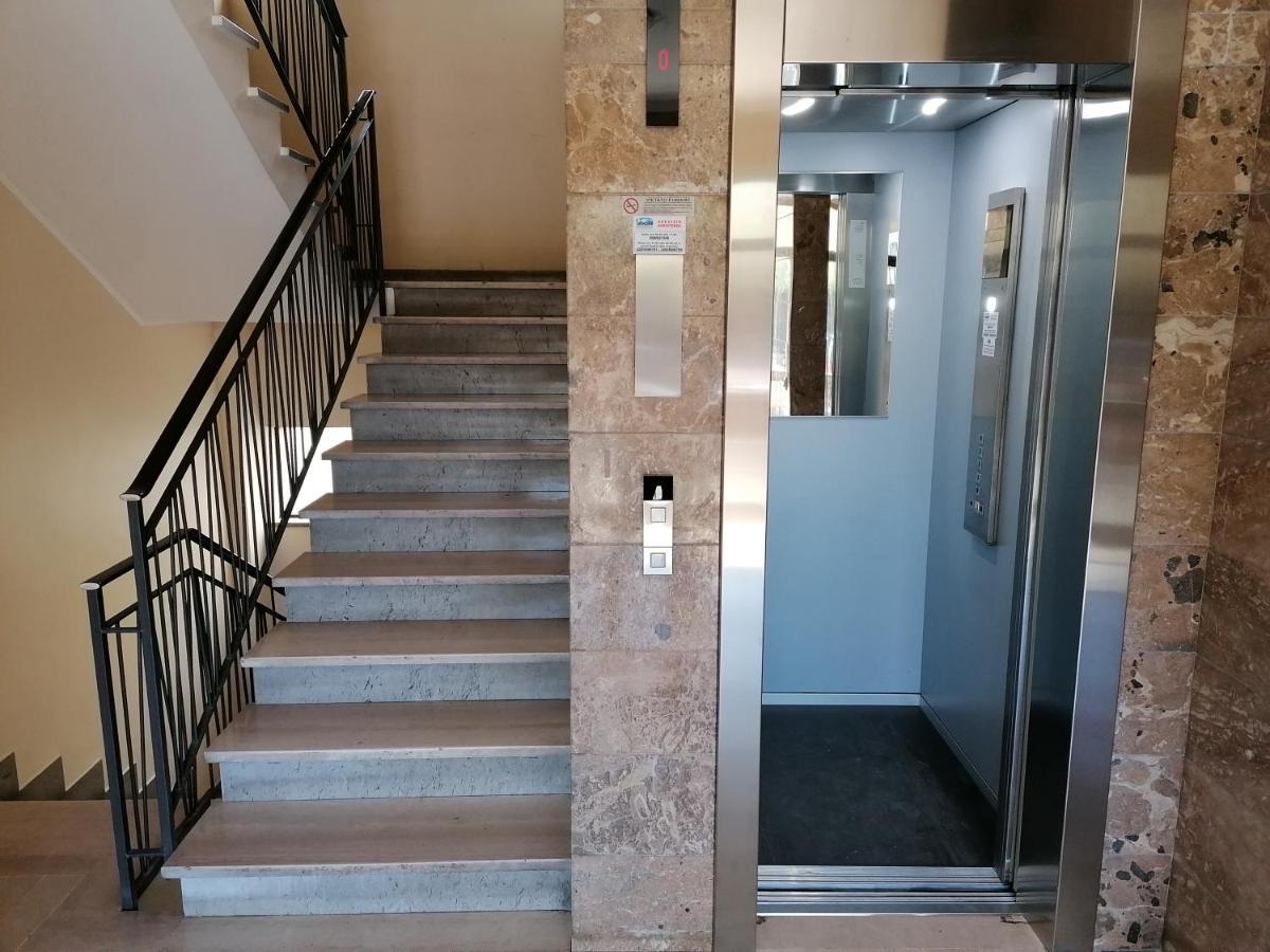 Apartmán Viale Barozzi 118