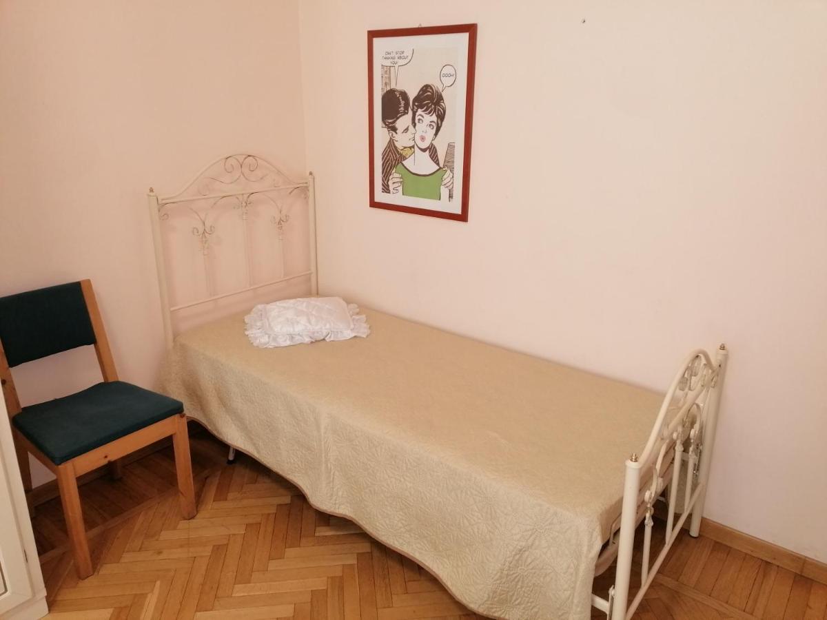 Viale Barozzi 118 Modena